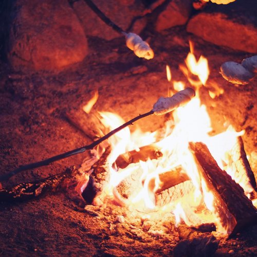 A picture of a bonfire by Jens Mahnke on Pexels